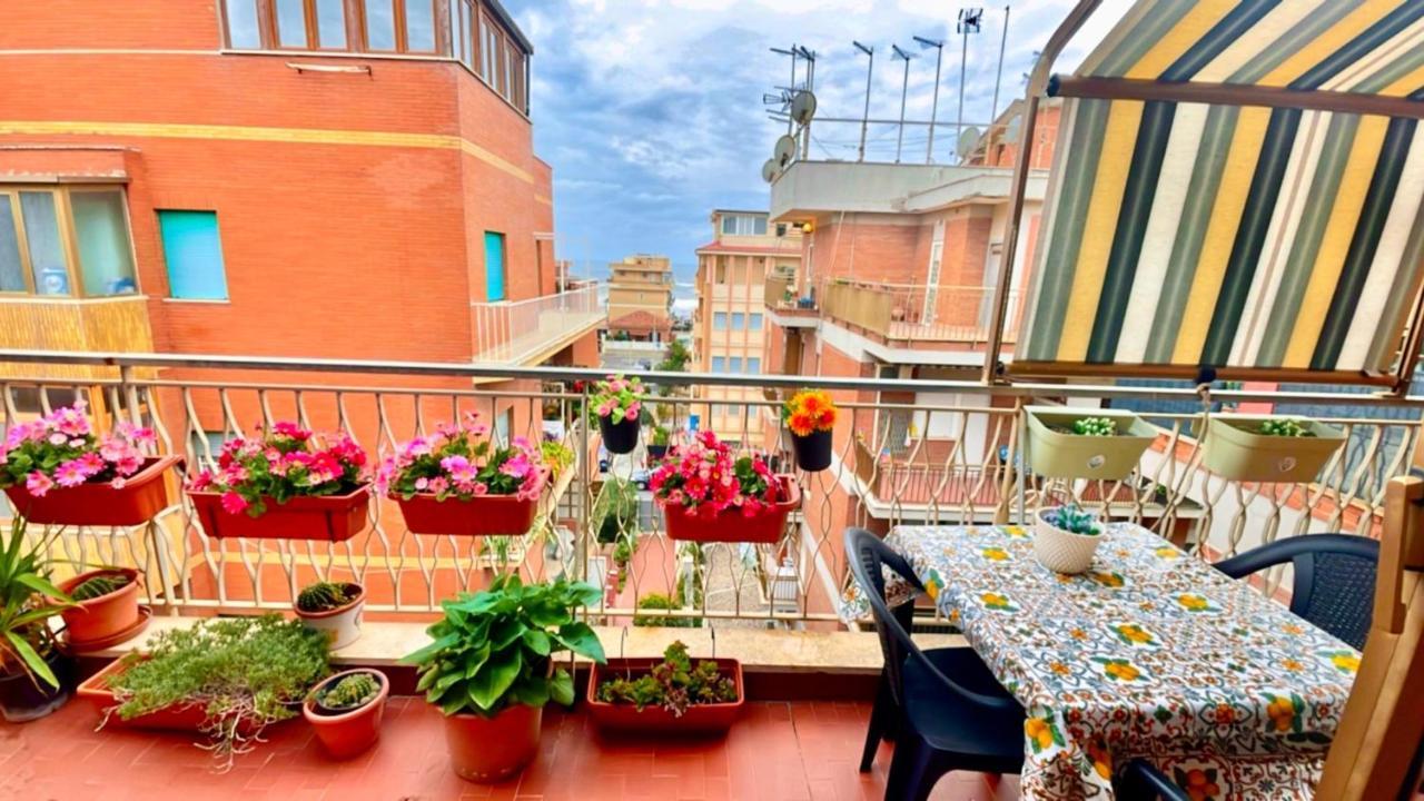 Penthouse Salus Sea View Terrace Apartman Lido di Ostia Kültér fotó